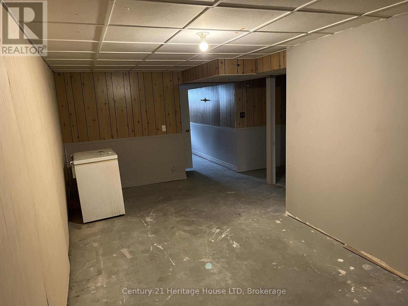 9 Mckay Street, St. Catharines, Ontario  L2S 1E8 - Photo 22 - X12541704