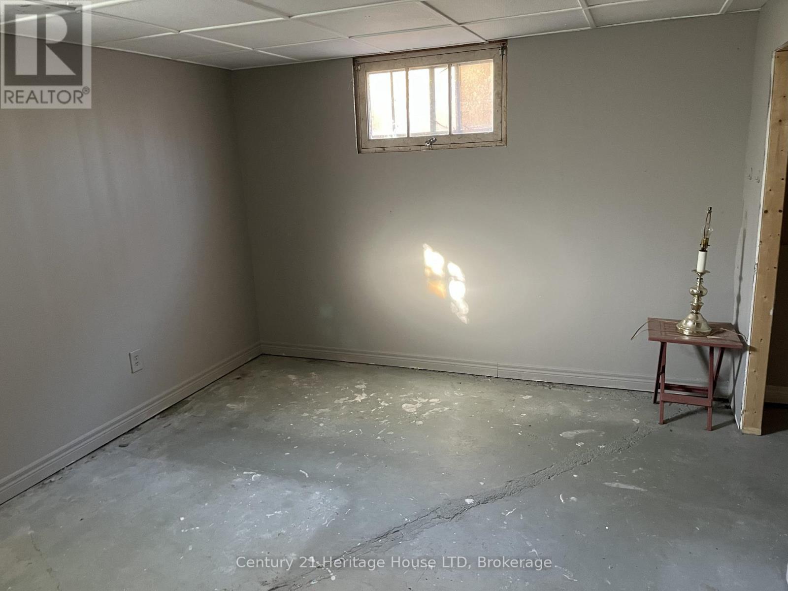 9 Mckay Street, St. Catharines, Ontario  L2S 1E8 - Photo 23 - X12541704