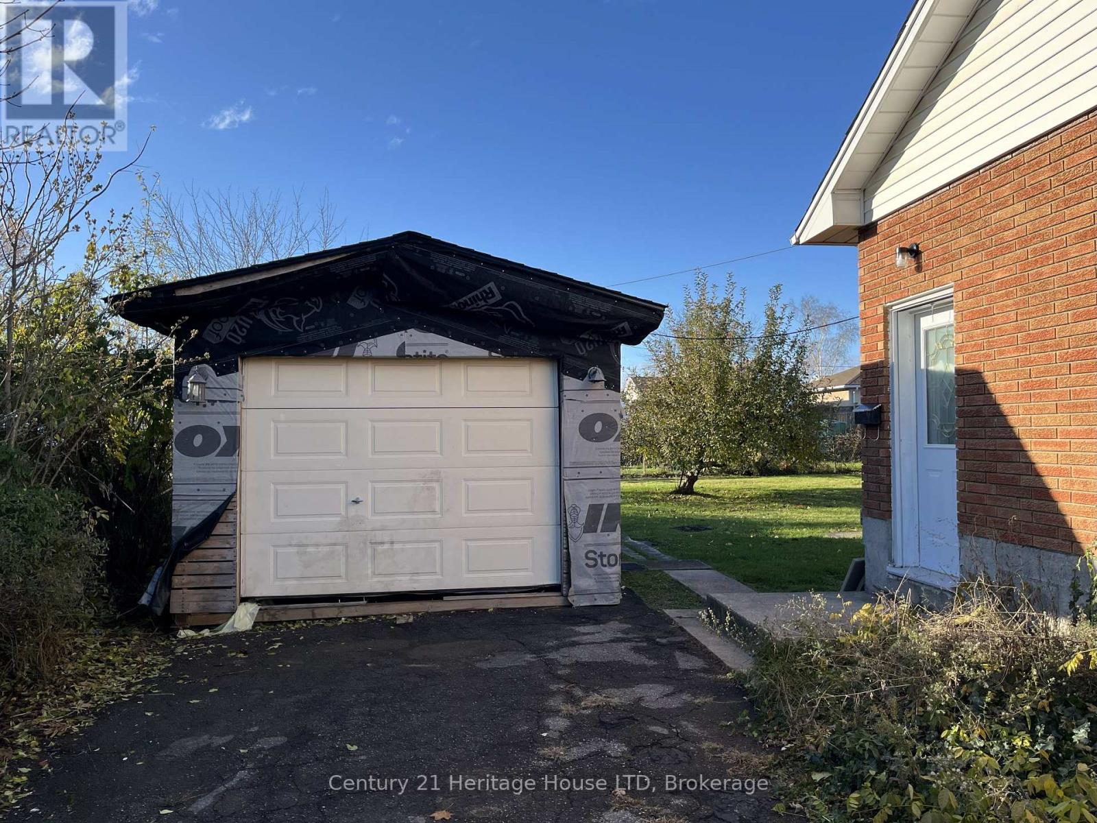 9 Mckay Street, St. Catharines, Ontario  L2S 1E8 - Photo 24 - X12541704