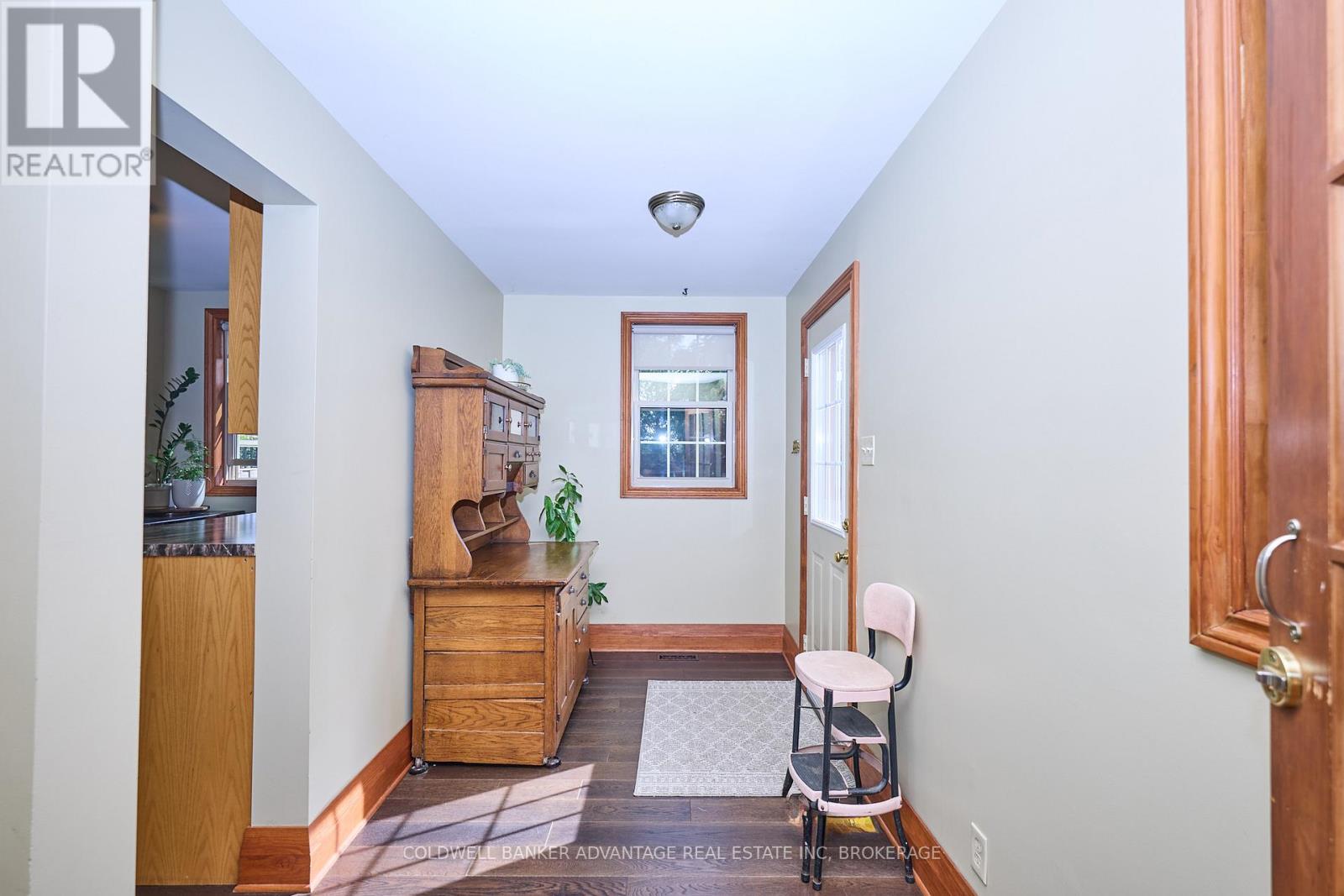 4698 Sandy Cove Drive, Lincoln, Ontario  L0R 1B1 - Photo 17 - X12541808