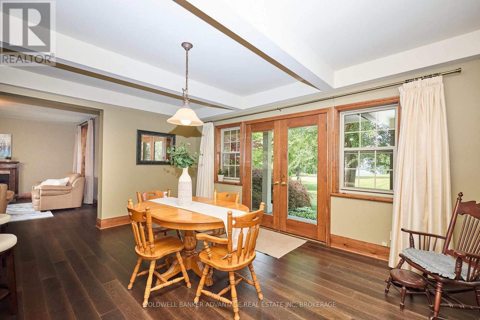 4698 Sandy Cove Drive, Lincoln, Ontario  L0R 1B1 - Photo 9 - X12541808