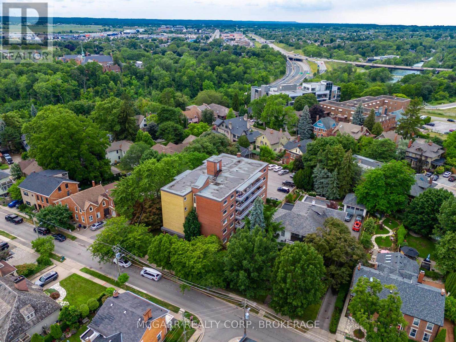 503 - 14 Norris Place, St. Catharines, Ontario  L2R 2W8 - Photo 3 - X12541838