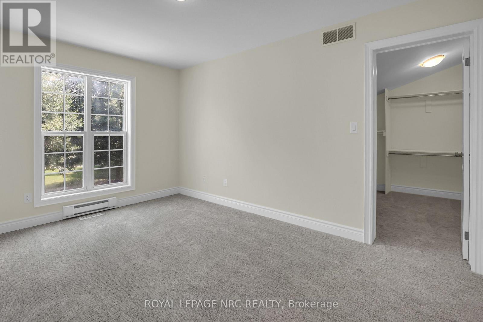 56 Queens Circle, Fort Erie, Ontario  L0S 1B0 - Photo 25 - X12544054