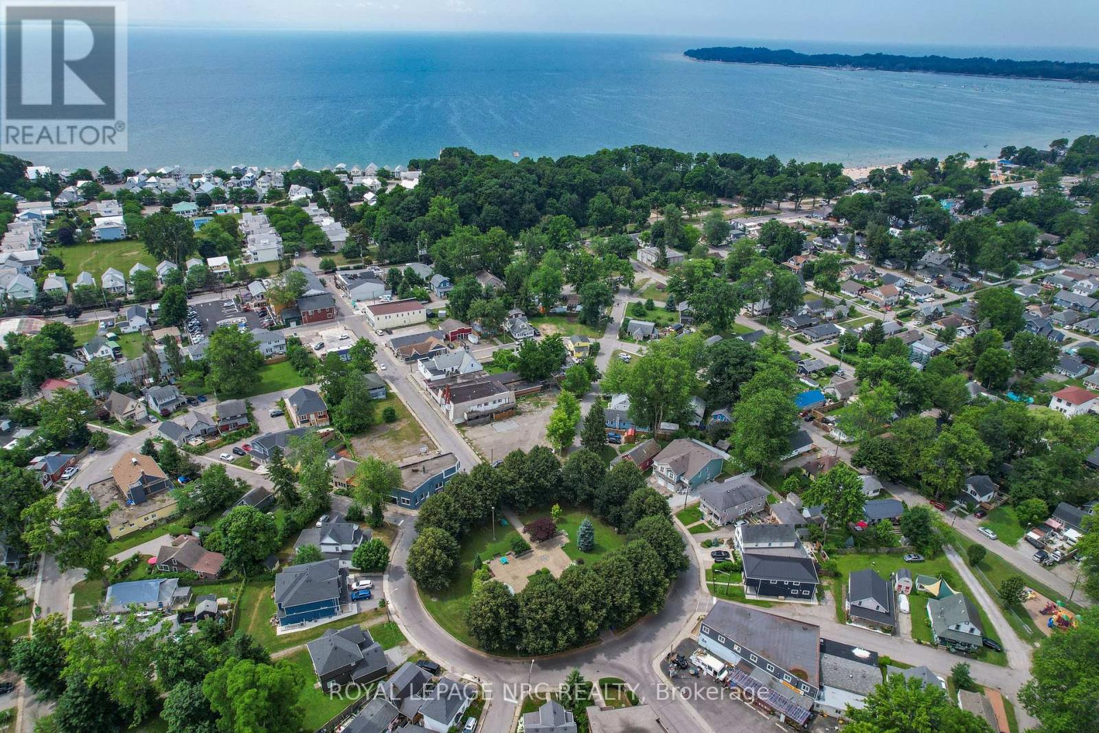 56 Queens Circle, Fort Erie, Ontario  L0S 1B0 - Photo 30 - X12544054