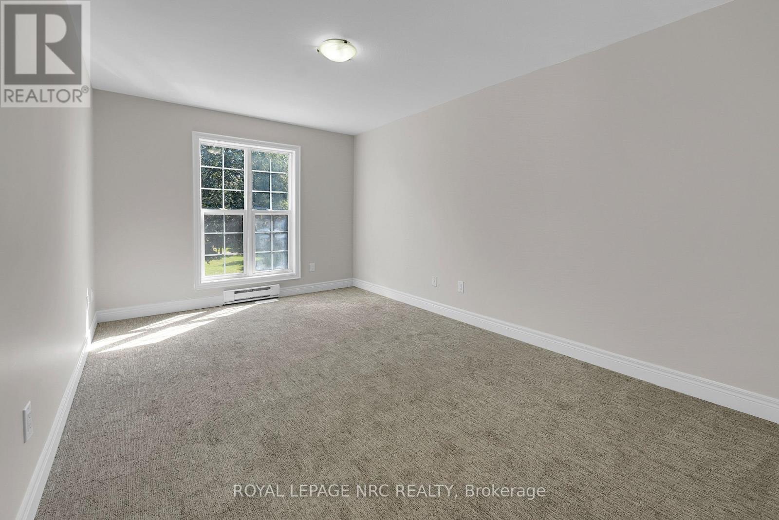 58 Queens Circle, Fort Erie, Ontario  L0S 1B0 - Photo 28 - X12544064