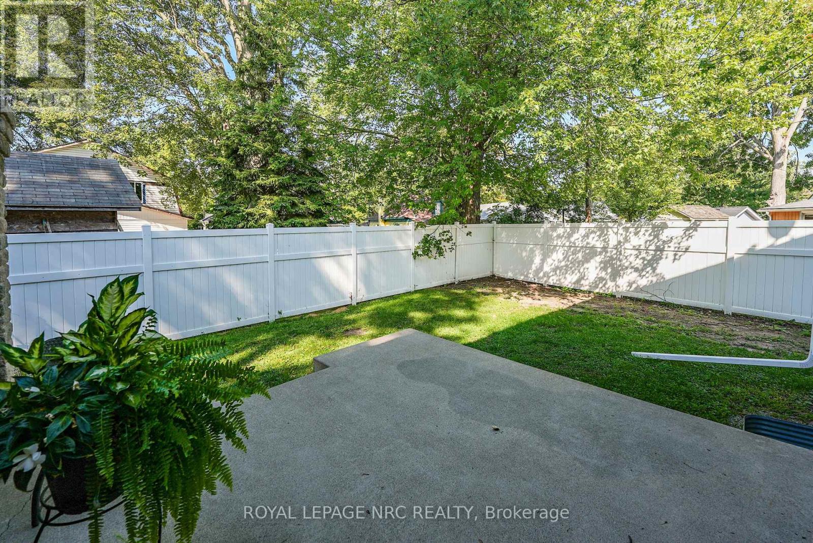 58 Queens Circle, Fort Erie, Ontario  L0S 1B0 - Photo 40 - X12544064