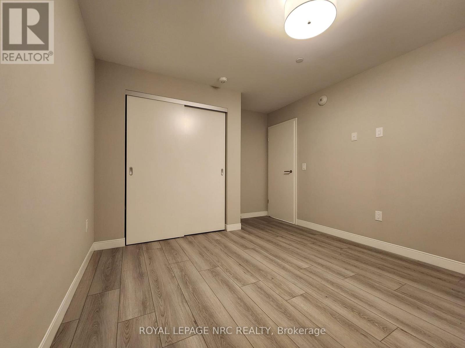 204 - 118 West Street, Port Colborne, Ontario  L3K 0B9 - Photo 20 - X12544128