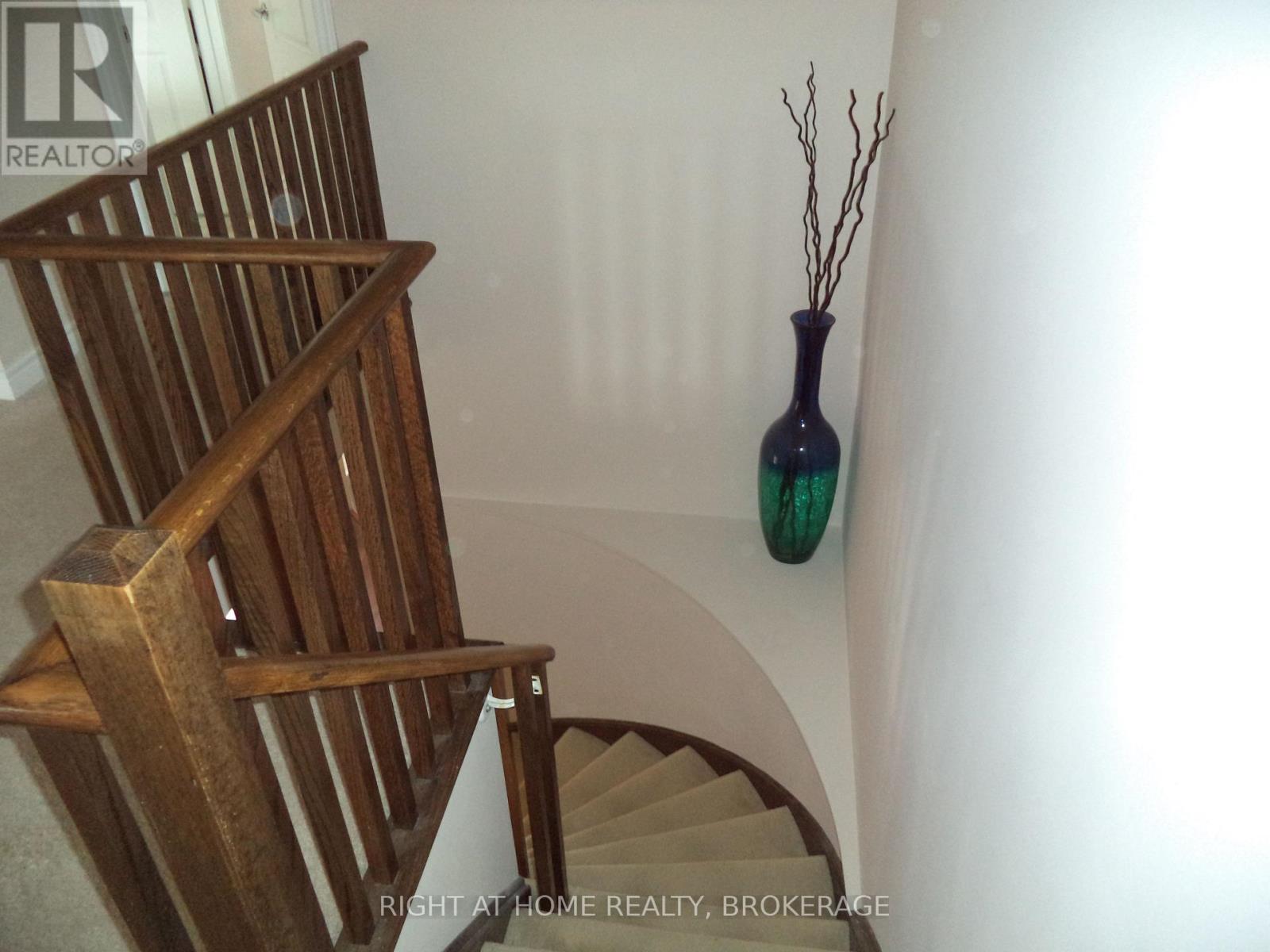 11 Colonel Lyall Street, St. Catharines, Ontario  L2P 0B1 - Photo 22 - X12544336