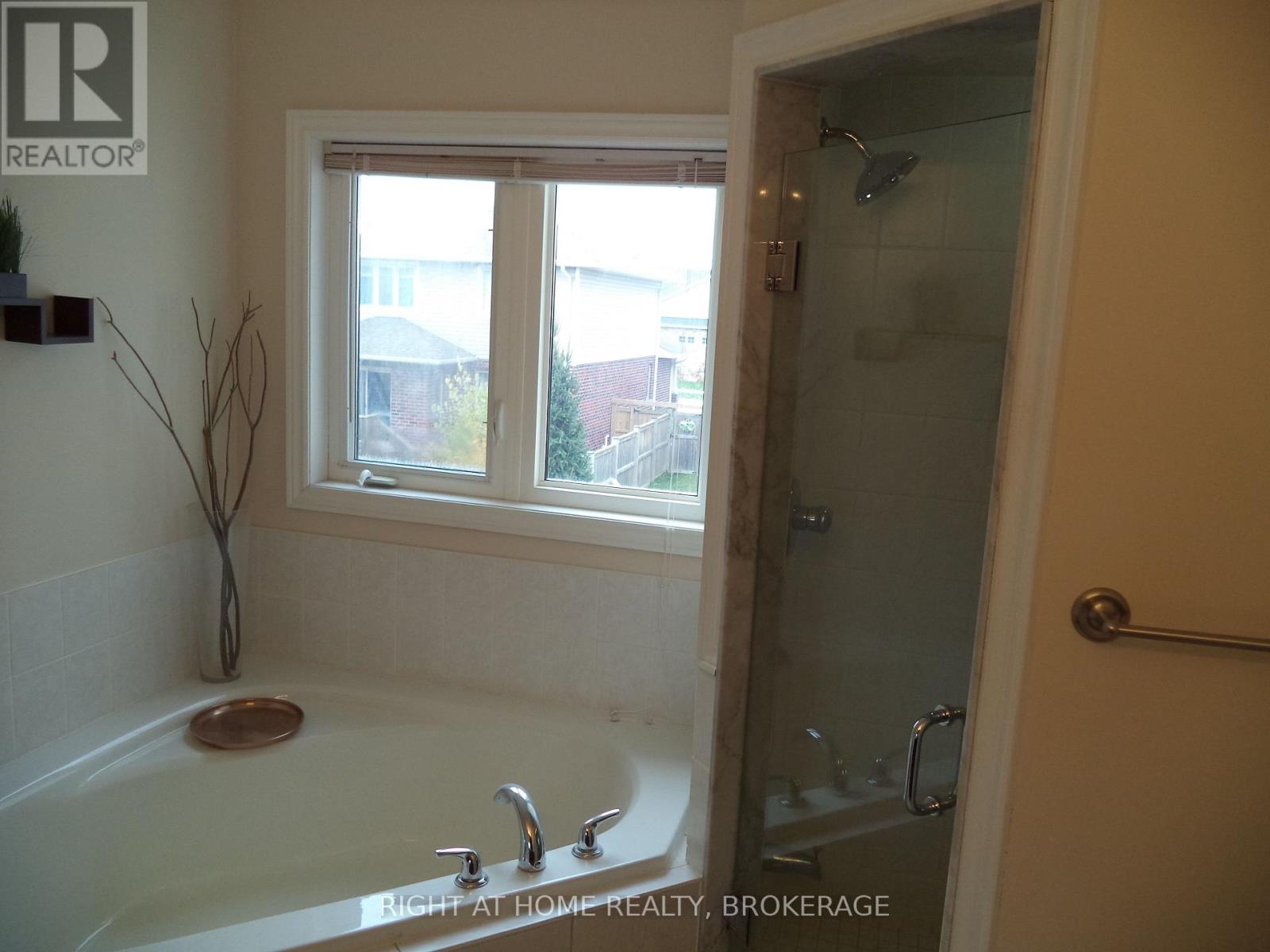 11 Colonel Lyall Street, St. Catharines, Ontario  L2P 0B1 - Photo 26 - X12544336