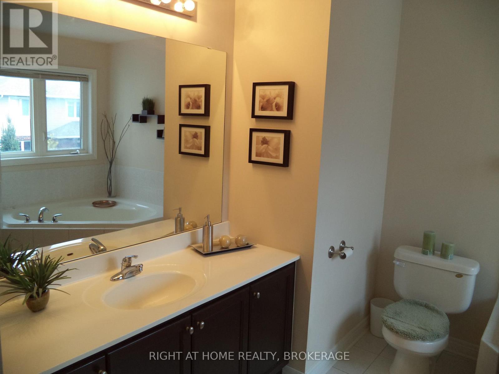 11 Colonel Lyall Street, St. Catharines, Ontario  L2P 0B1 - Photo 29 - X12544336