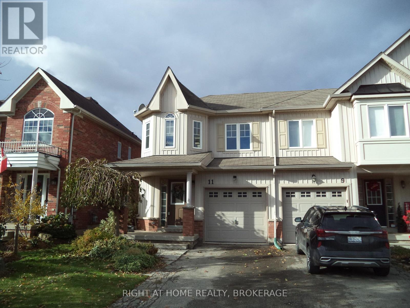 11 Colonel Lyall Street, St. Catharines, Ontario  L2P 0B1 - Photo 3 - X12544336
