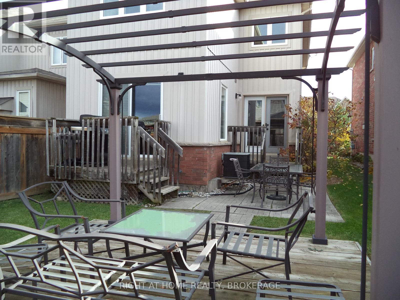 11 Colonel Lyall Street, St. Catharines, Ontario  L2P 0B1 - Photo 35 - X12544336