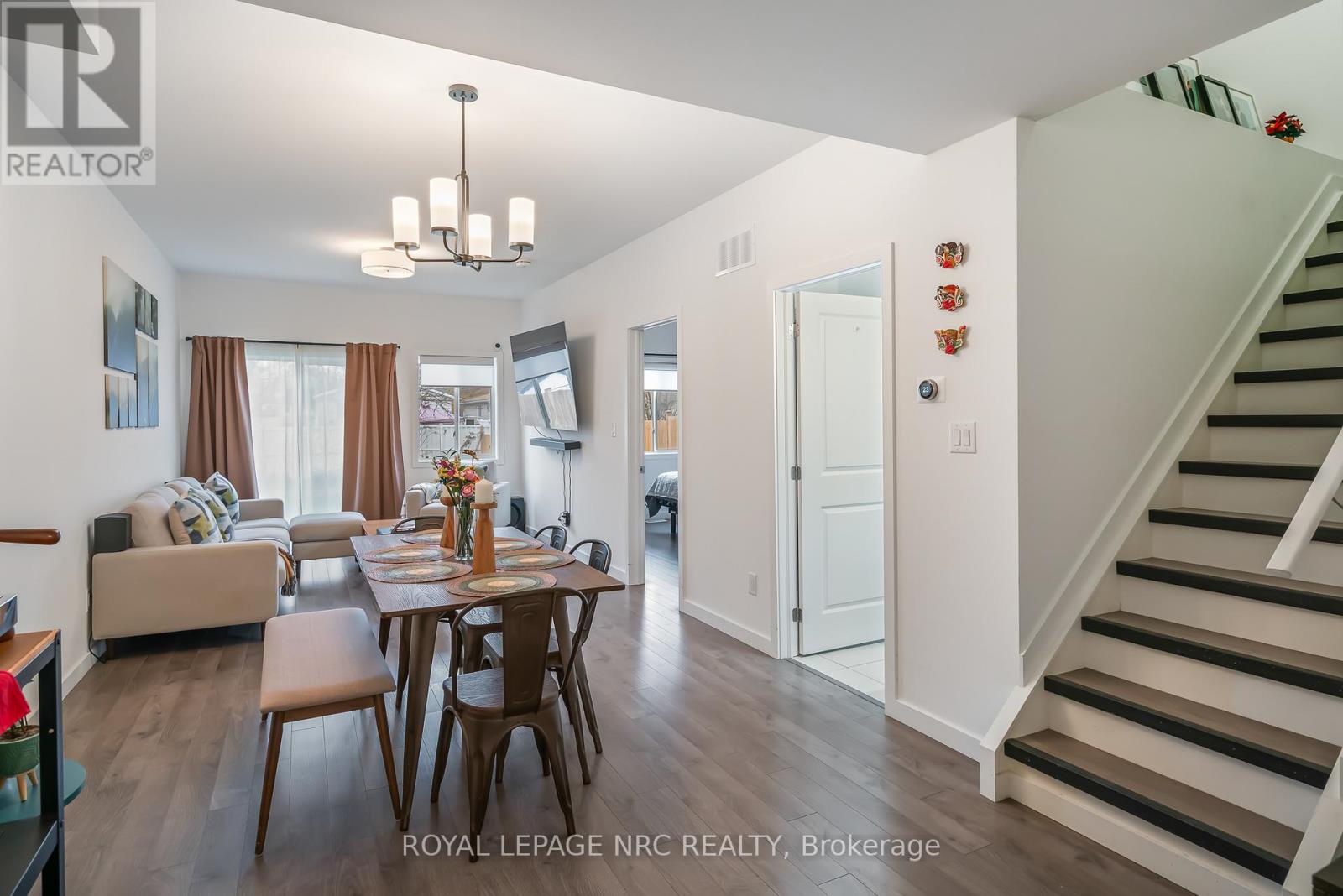 305 Chaffey Street, Welland, Ontario  L3B 0K5 - Photo 10 - X12544810