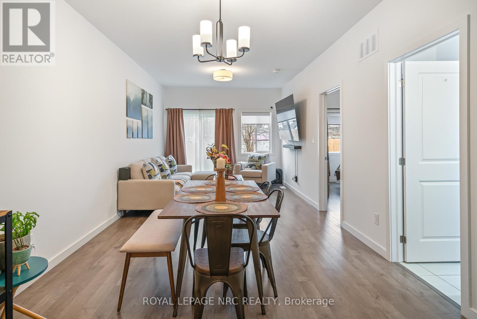 305 Chaffey Street, Welland, Ontario  L3B 0K5 - Photo 11 - X12544810