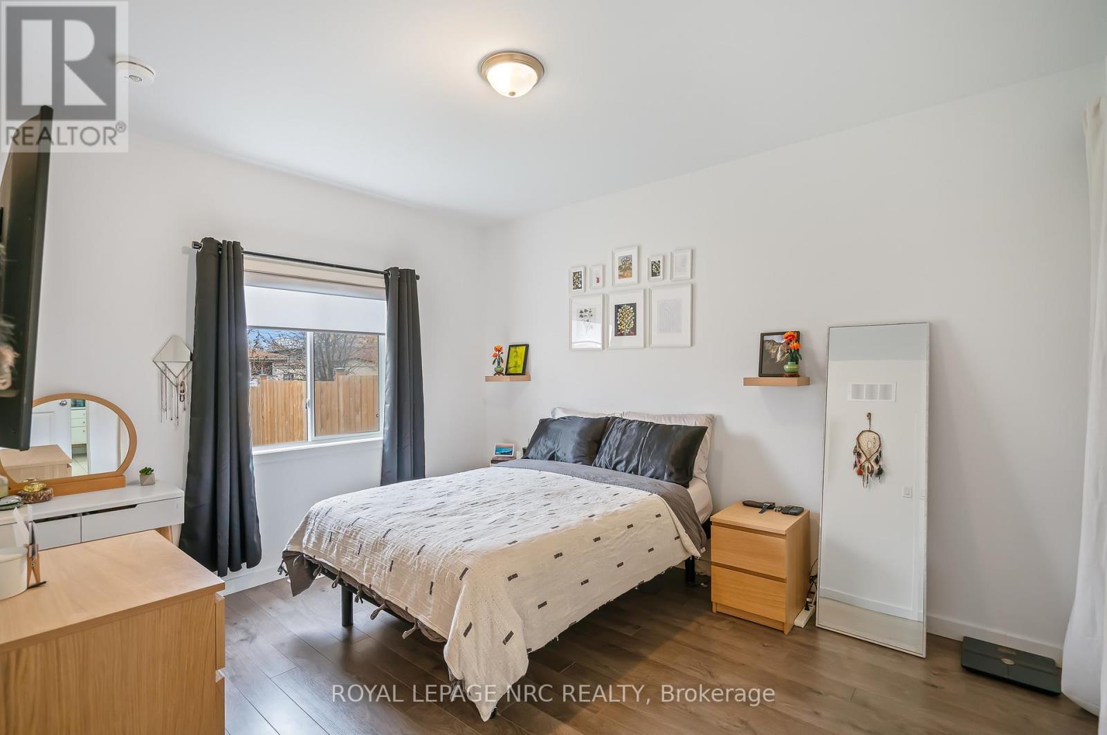 305 Chaffey Street, Welland, Ontario  L3B 0K5 - Photo 14 - X12544810