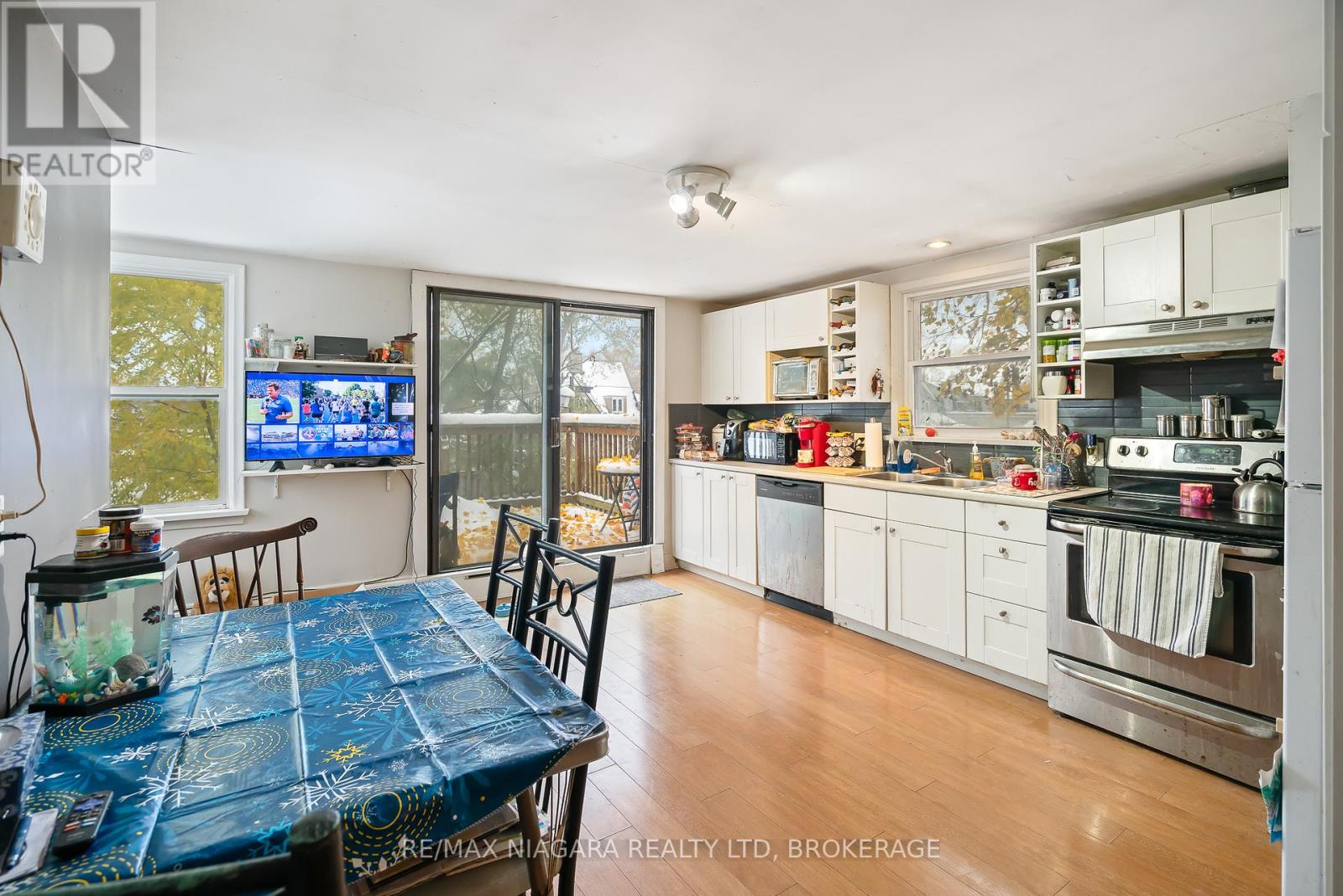 3536 Bond Street, Niagara Falls, Ontario  L2G 6H8 - Photo 32 - X12545386