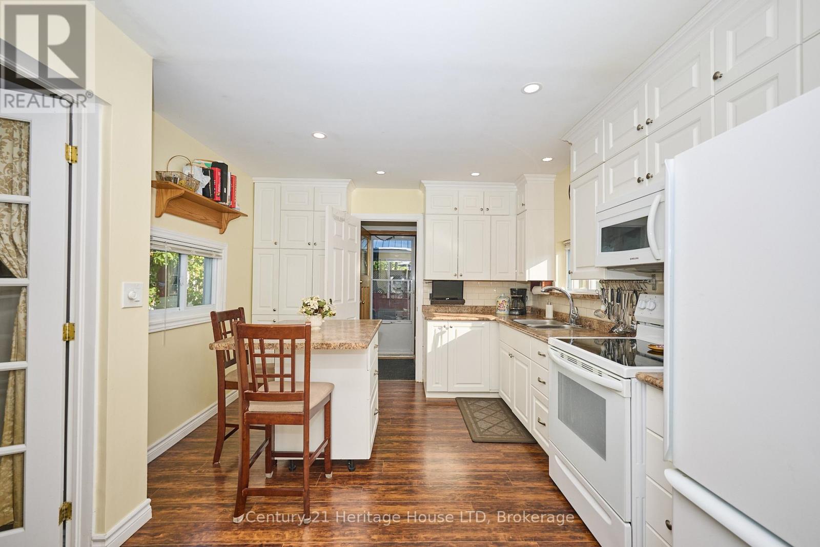 662 Lakeshore Road, Fort Erie, Ontario  L2A 1B9 - Photo 23 - X12545772