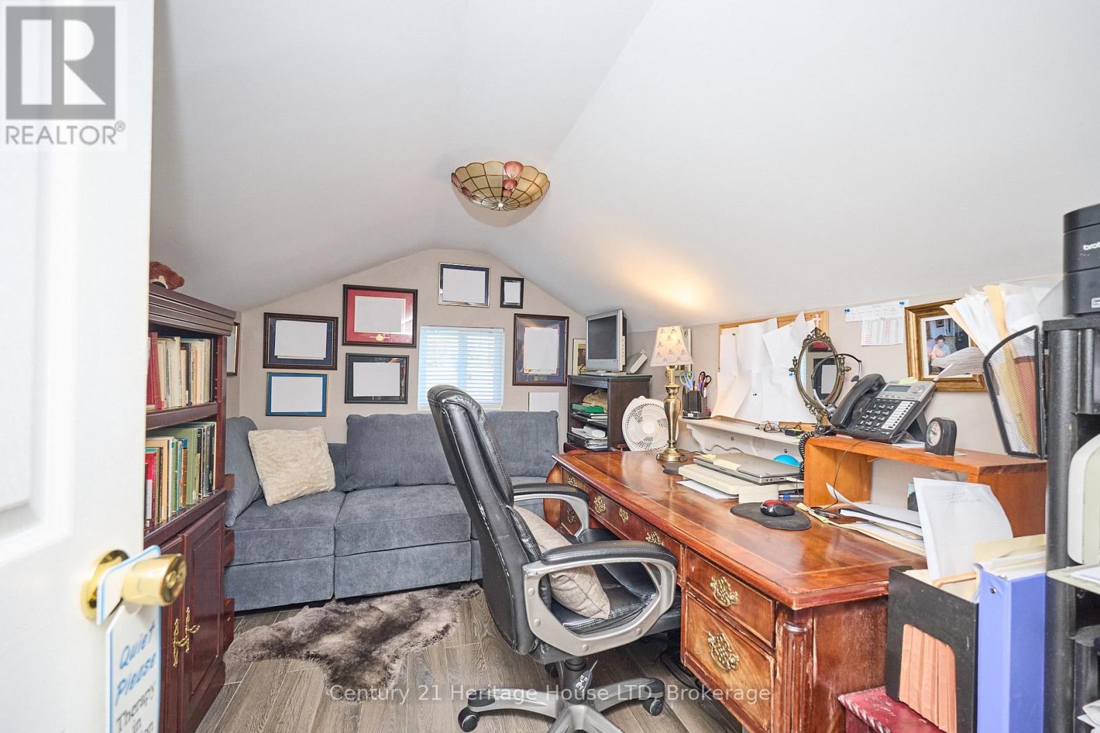 662 Lakeshore Road, Fort Erie, Ontario  L2A 1B9 - Photo 33 - X12545772