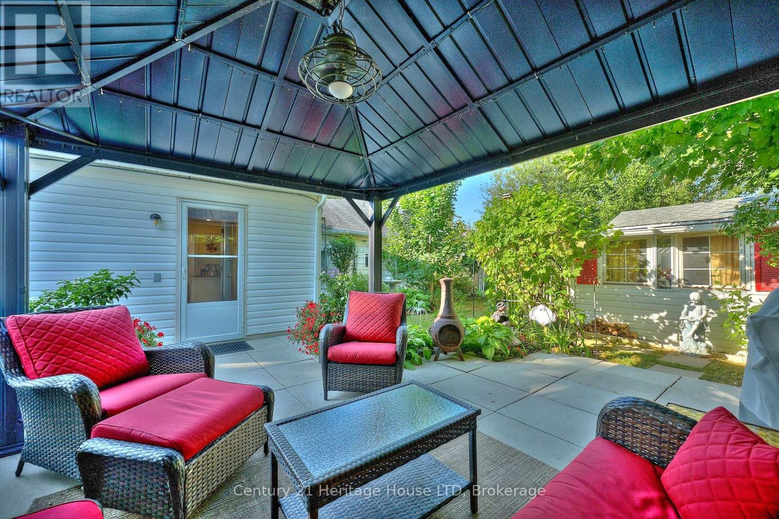 662 Lakeshore Road, Fort Erie, Ontario  L2A 1B9 - Photo 36 - X12545772