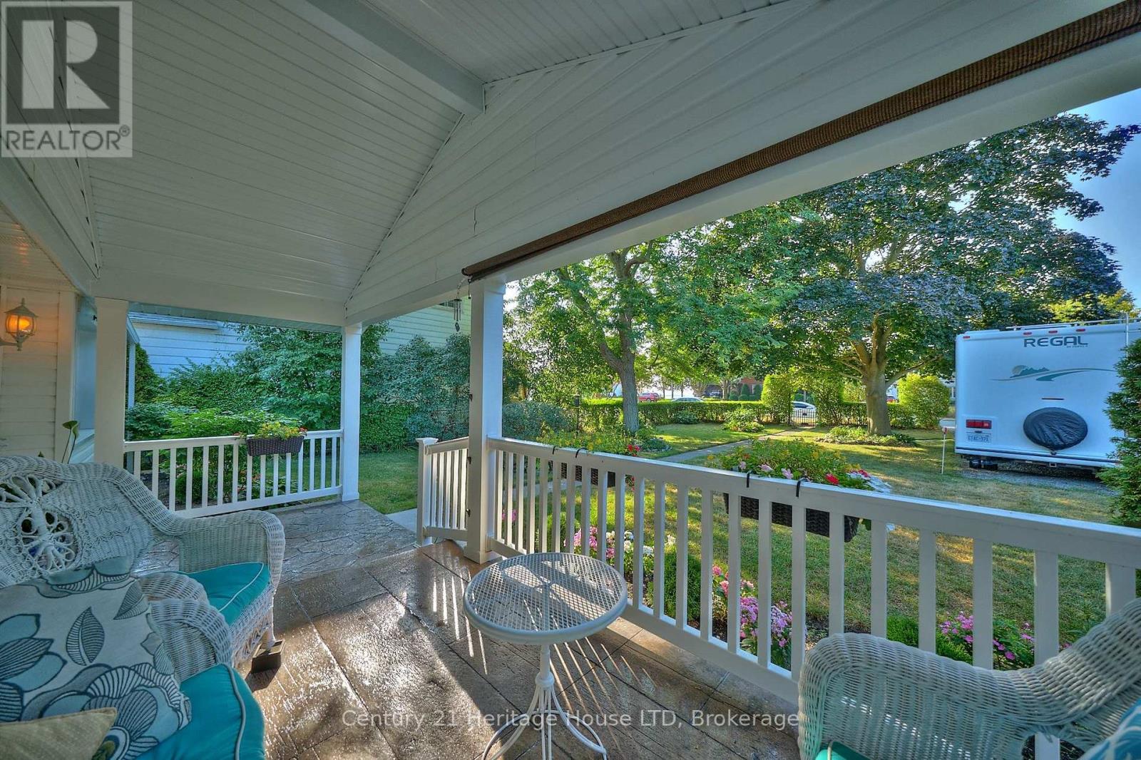 662 Lakeshore Road, Fort Erie, Ontario  L2A 1B9 - Photo 5 - X12545772