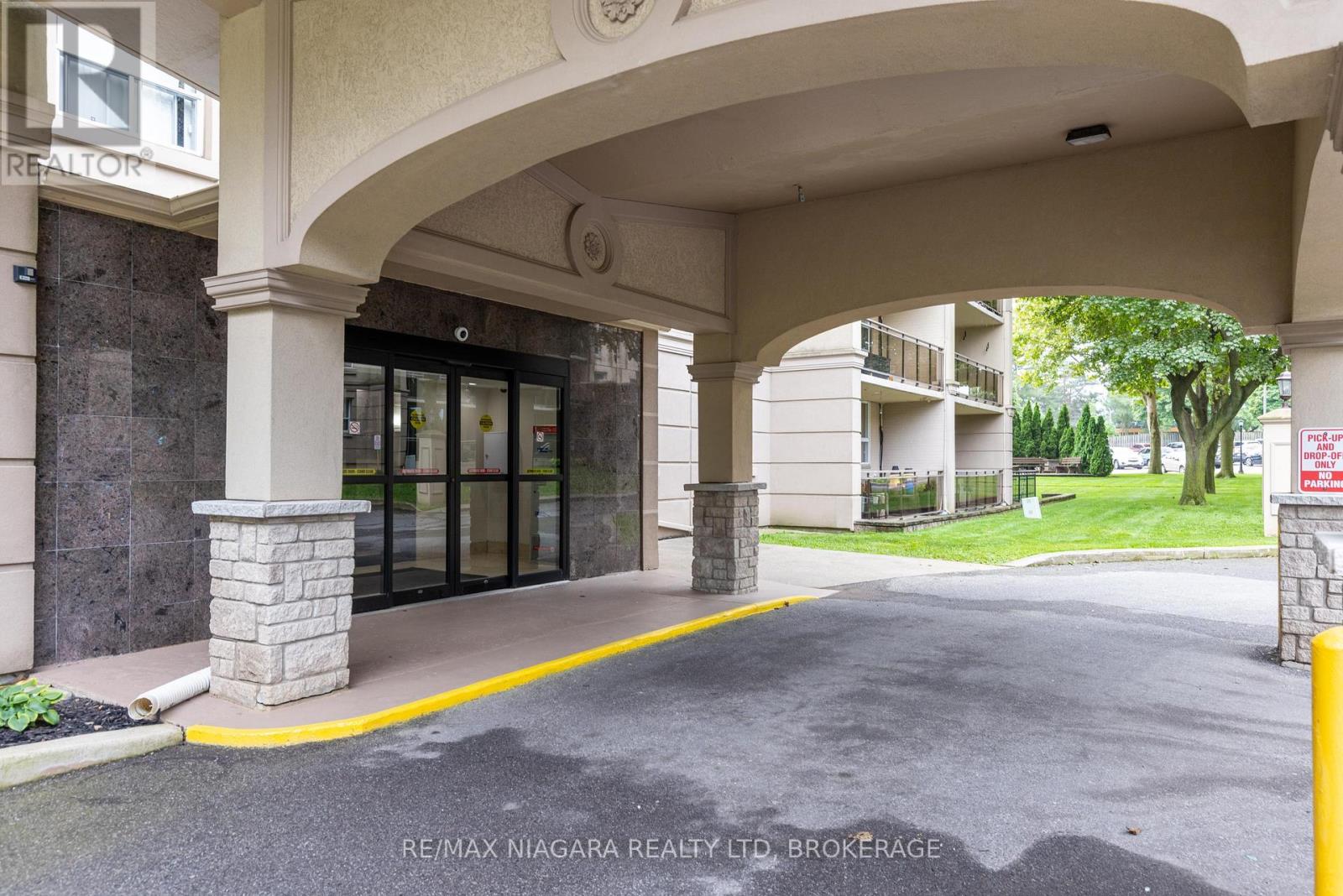 209 - 6390 Huggins Street, Niagara Falls, Ontario  L2J 1H1 - Photo 29 - X12545836