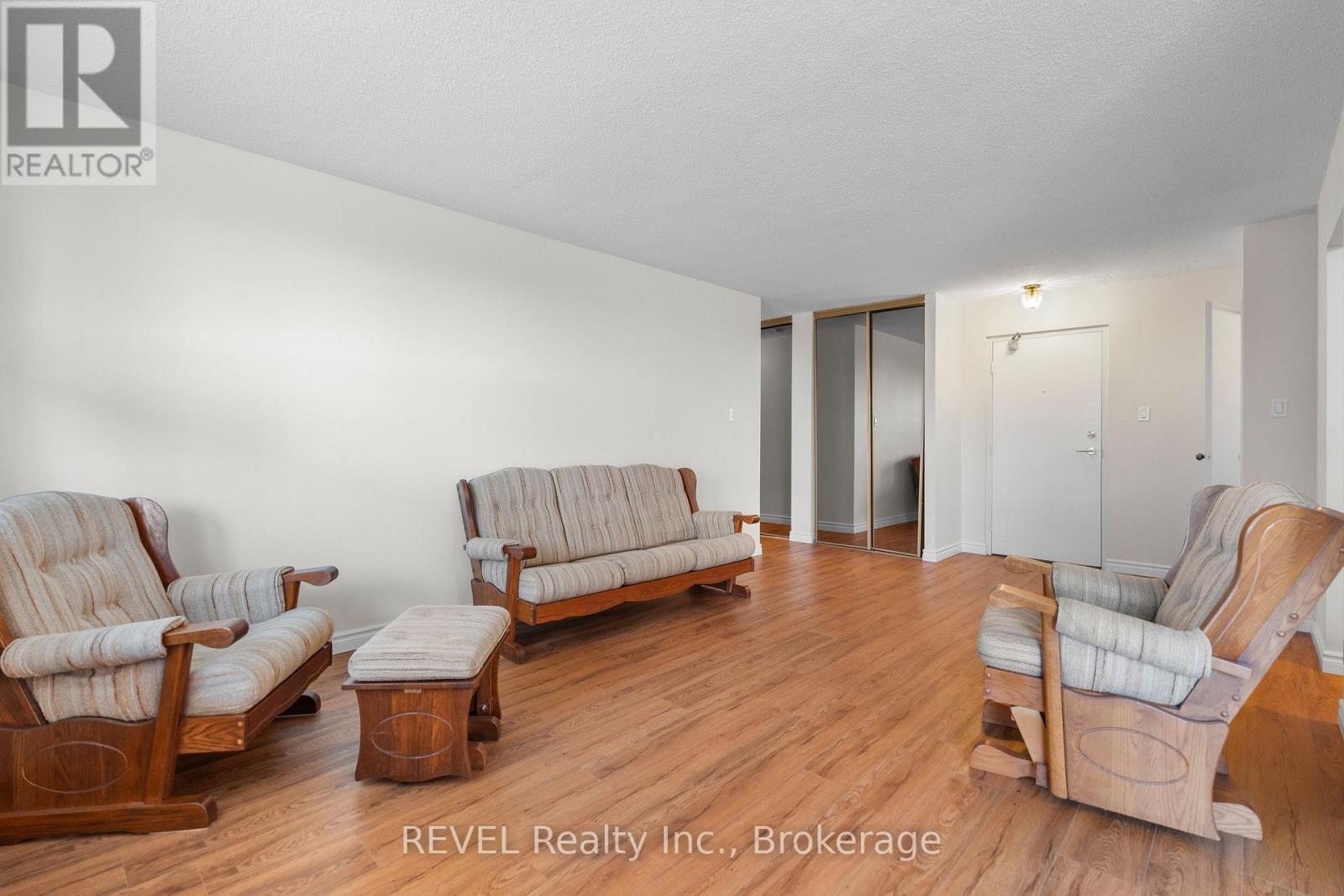 411 - 365 Geneva Street, St. Catharines, Ontario  L2N 5S7 - Photo 11 - X12546372