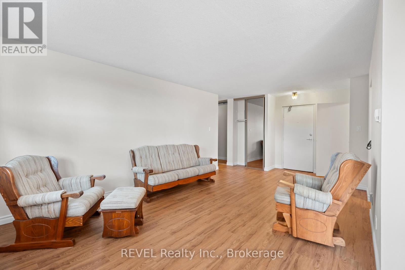 411 - 365 Geneva Street, St. Catharines, Ontario  L2N 5S7 - Photo 12 - X12546372