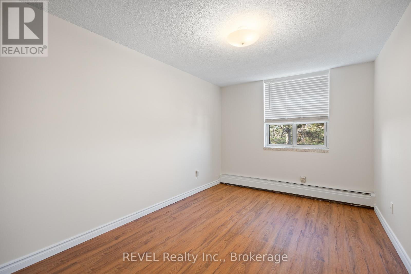 411 - 365 Geneva Street, St. Catharines, Ontario  L2N 5S7 - Photo 18 - X12546372