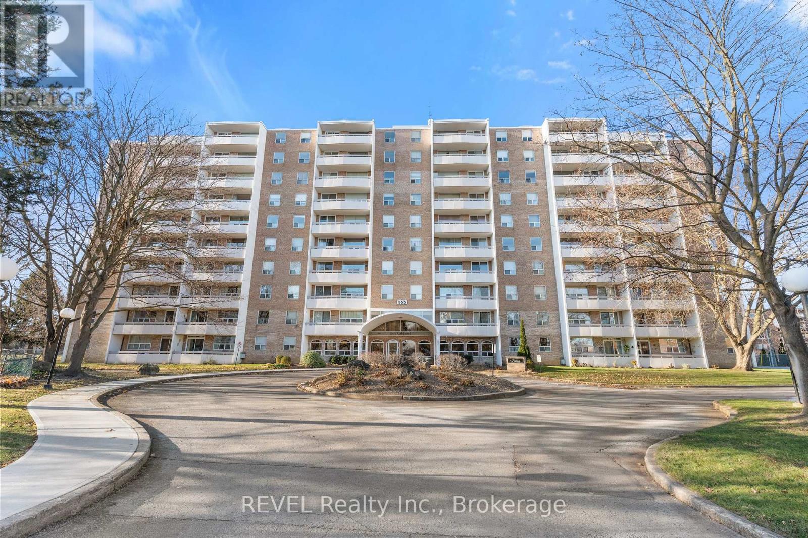 411 - 365 Geneva Street, St. Catharines, Ontario  L2N 5S7 - Photo 4 - X12546372