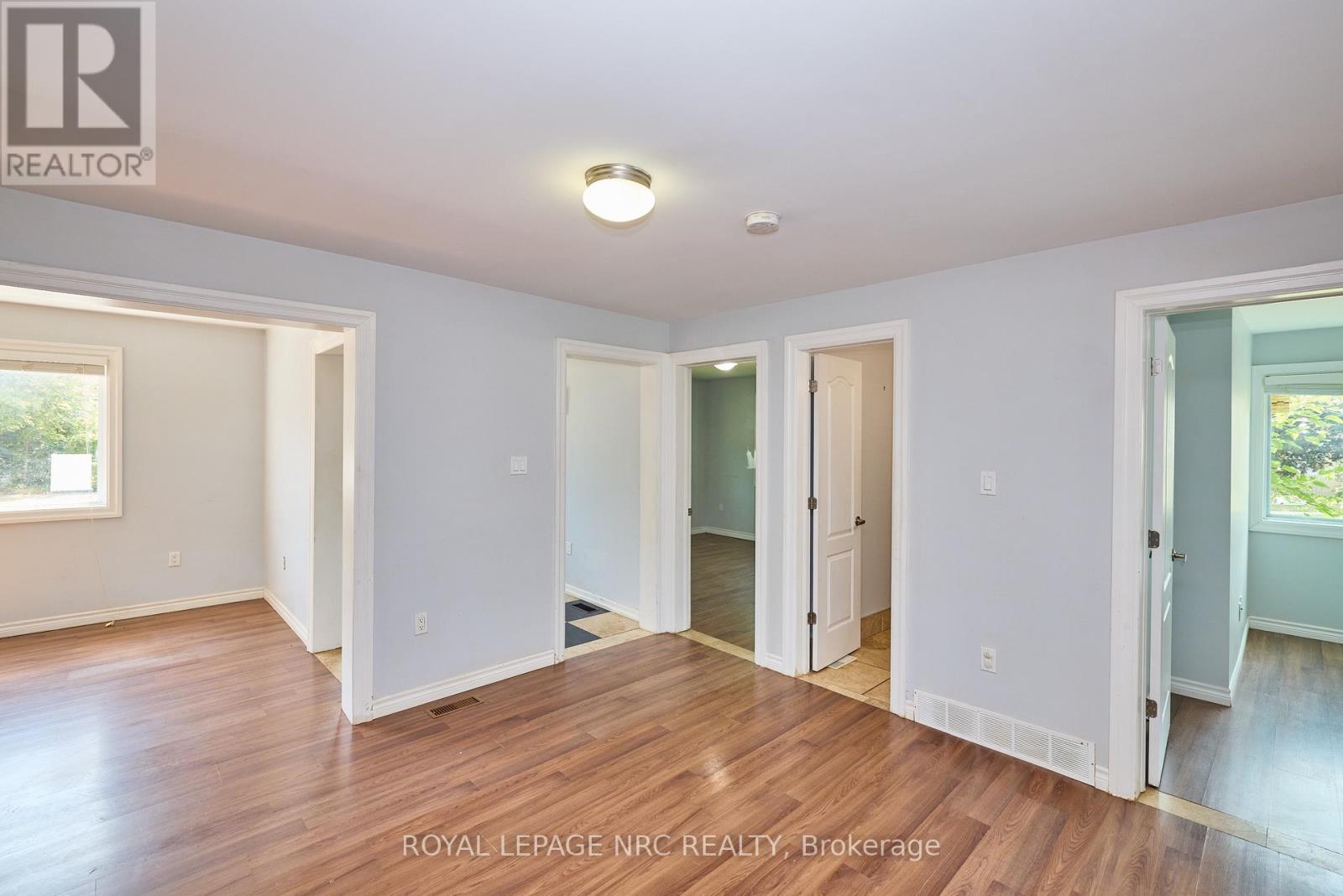 557 Geneva Street, St. Catharines, Ontario  L2N 2J1 - Photo 12 - X12547068