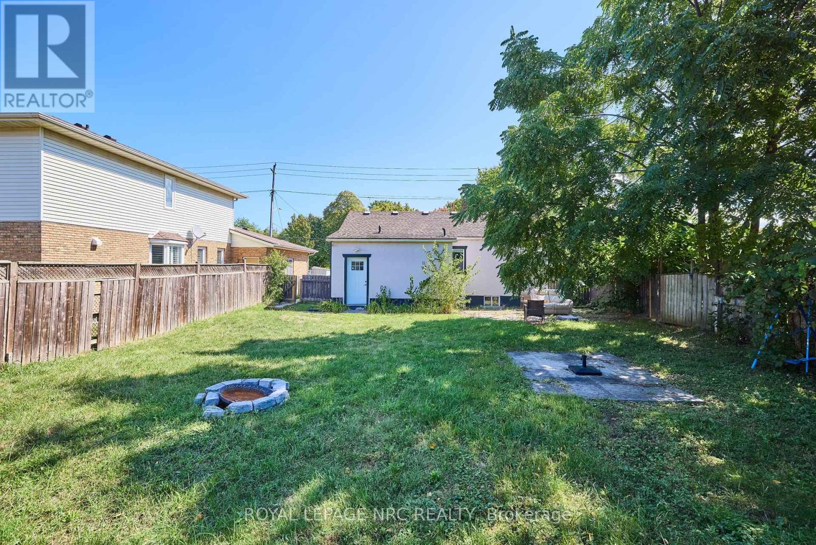 557 Geneva Street, St. Catharines, Ontario  L2N 2J1 - Photo 4 - X12547068