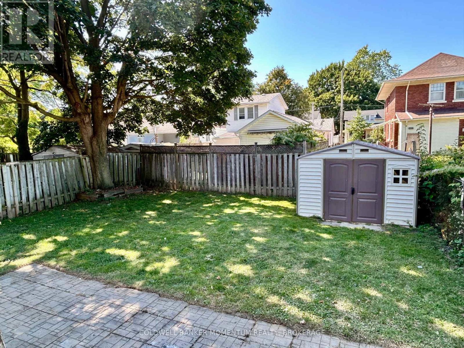 11 Greenlaw Place, St. Catharines, Ontario  L2R 4S5 - Photo 34 - X12549200