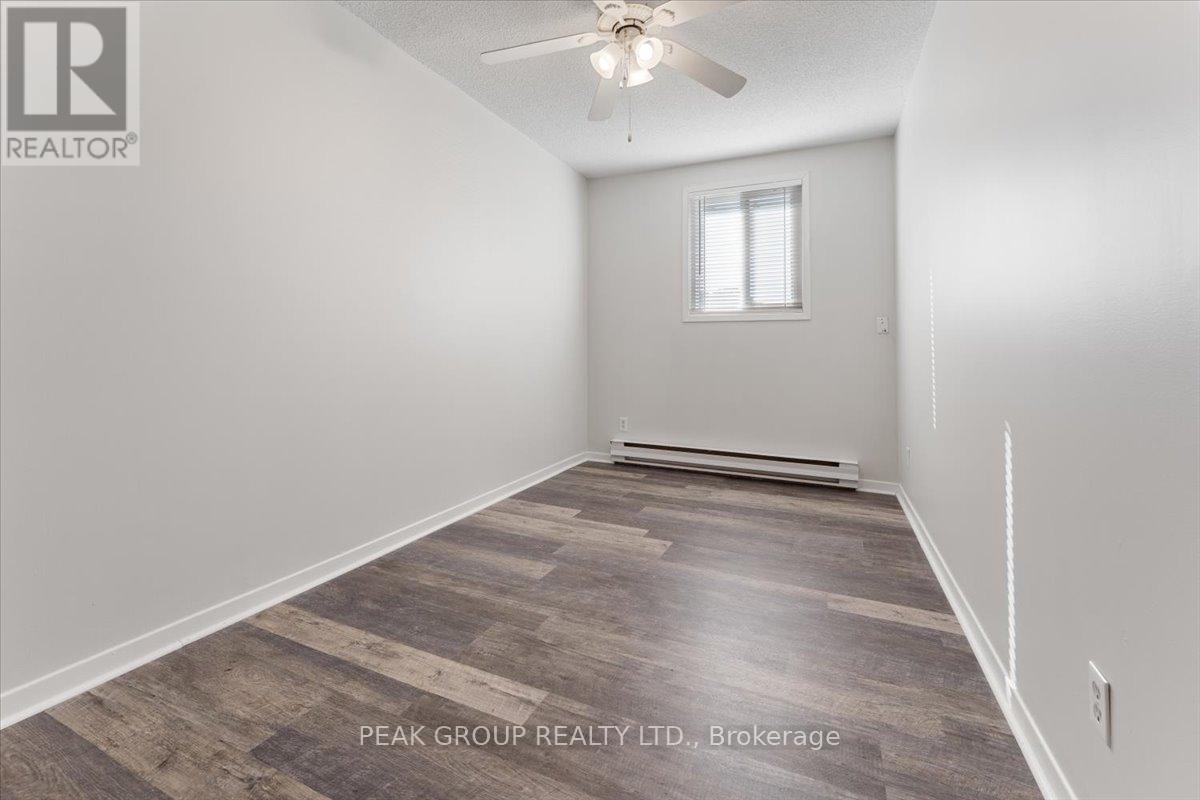 Apartment 2 - 4386 Drummond Road, Niagara Falls, Ontario  L2E 6C3 - Photo 14 - X12552270