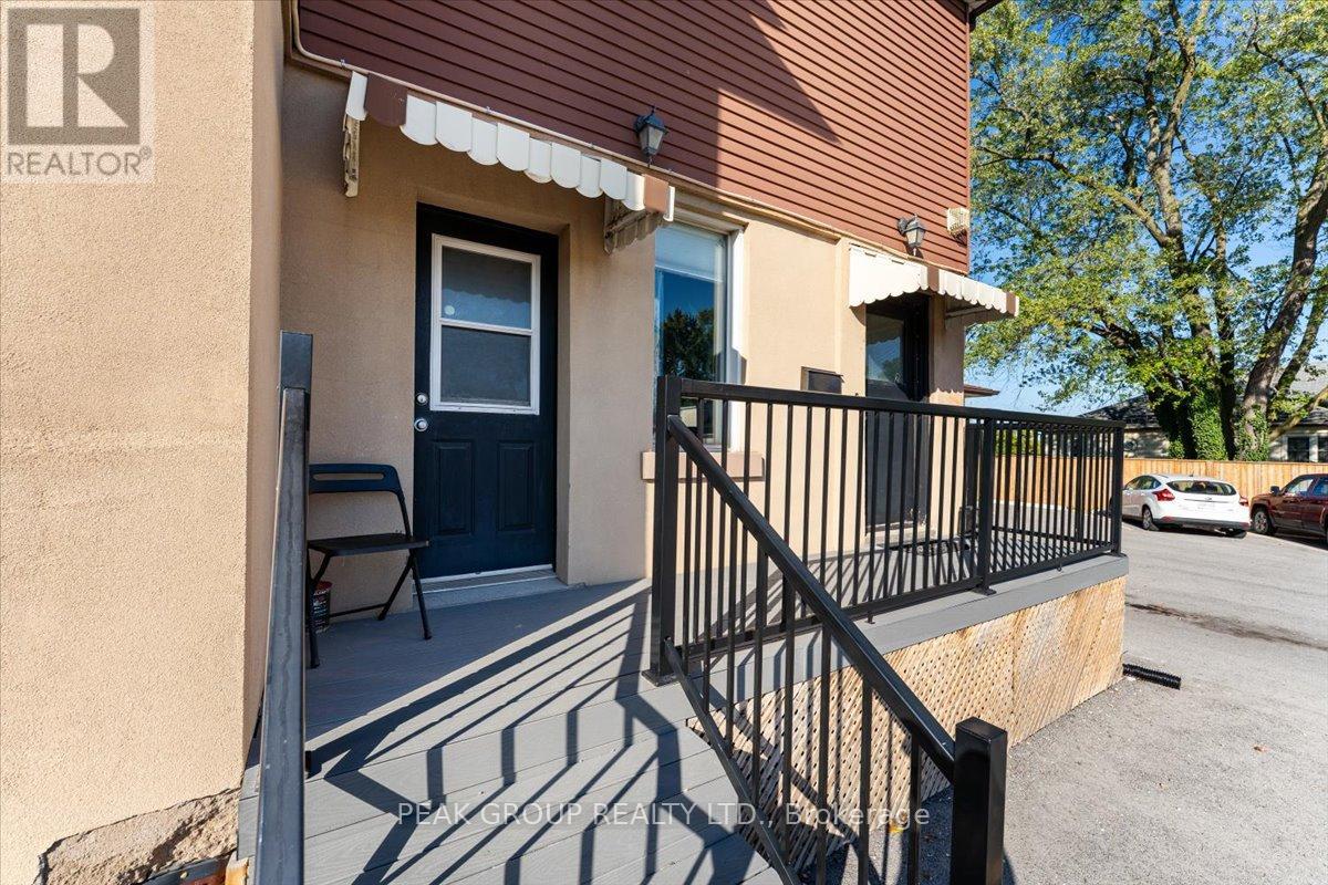 Apartment 2 - 4386 Drummond Road, Niagara Falls, Ontario  L2E 6C3 - Photo 3 - X12552270