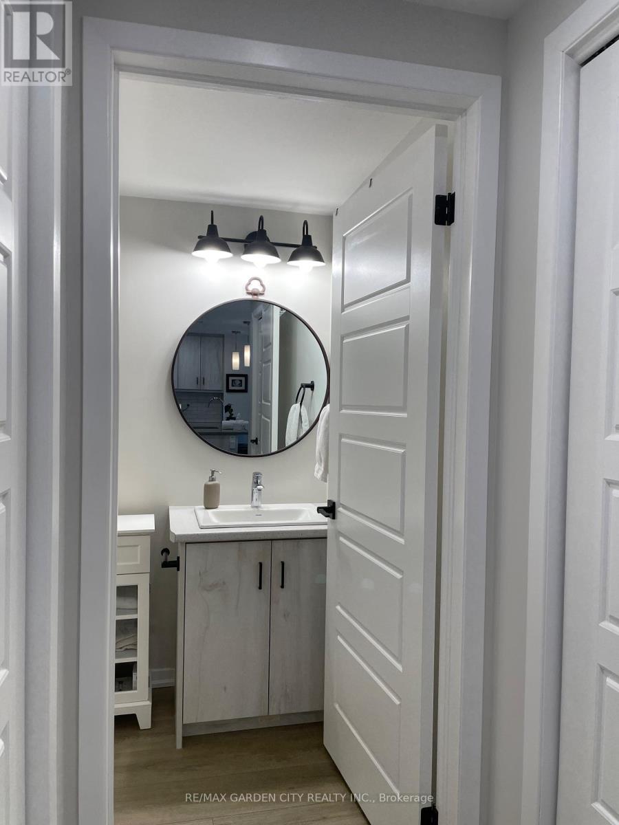 102 - 3998 Victoria Avenue, Lincoln, Ontario  L0R 2C0 - Photo 11 - X12552454