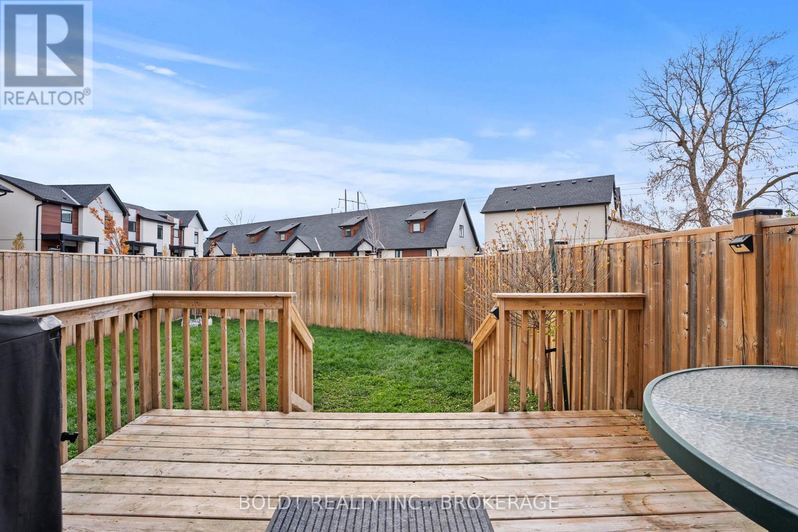 1074b Vansickle Road N, St. Catharines, Ontario  L2S 2X3 - Photo 35 - X12552460