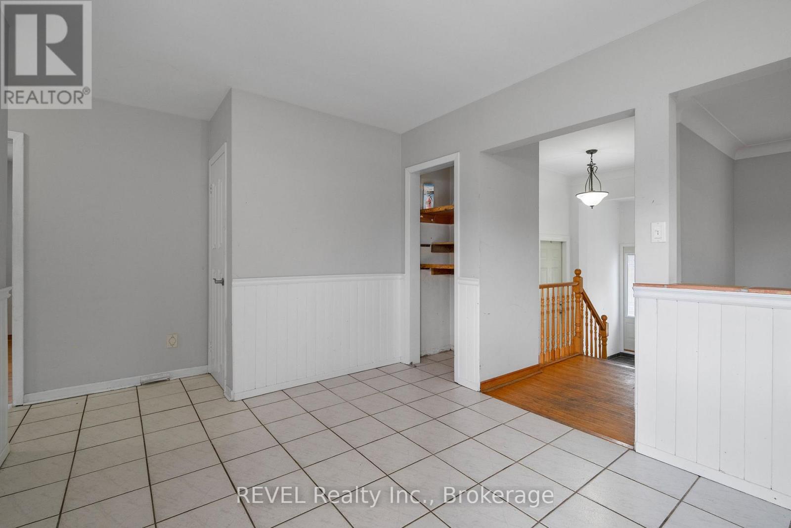 167 Wellington Street, Welland, Ontario  L3B 3N2 - Photo 17 - X12552828