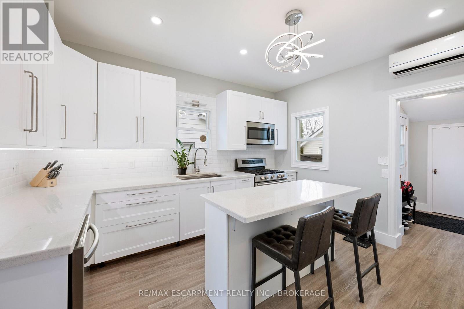 15 Phipps Street, Fort Erie, Ontario  L2A 2V1 - Photo 19 - X12553516