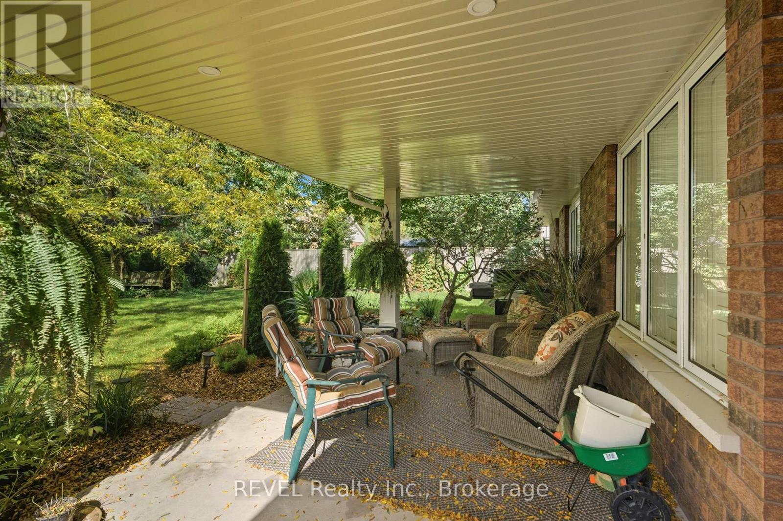 4 Kevin Drive, Pelham, Ontario  L0S 1E4 - Photo 39 - X12554546