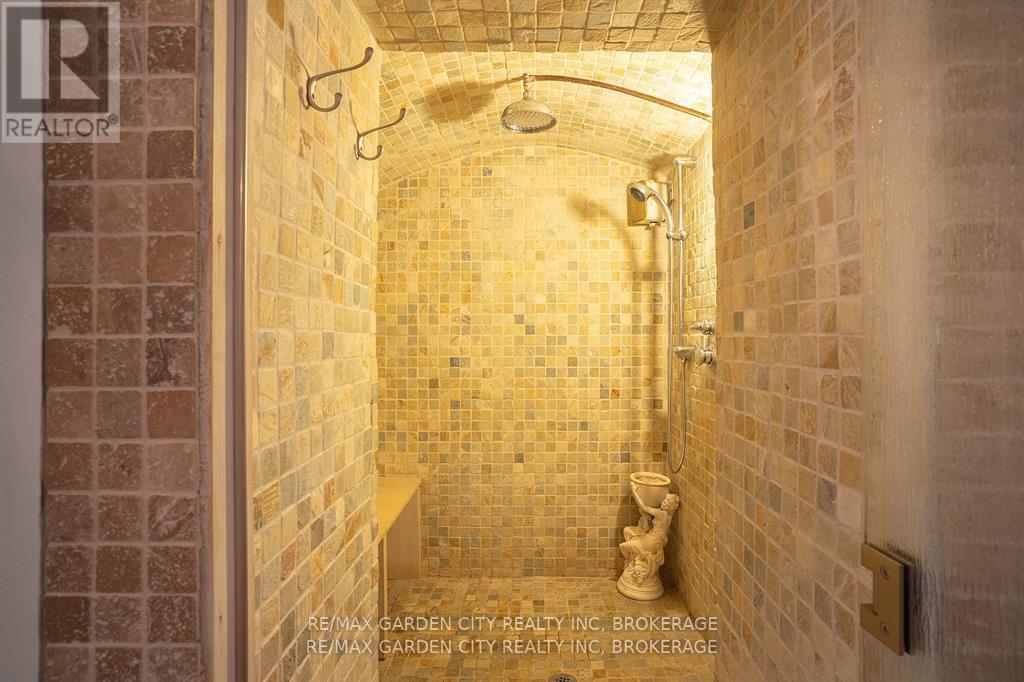 20 St. Paul Street, St. Catharines, Ontario  L2R 3M2 - Photo 14 - X12556030