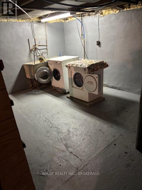 66 Chapel Street N, Thorold, Ontario  L2V 2E6 - Photo 18 - X12556582