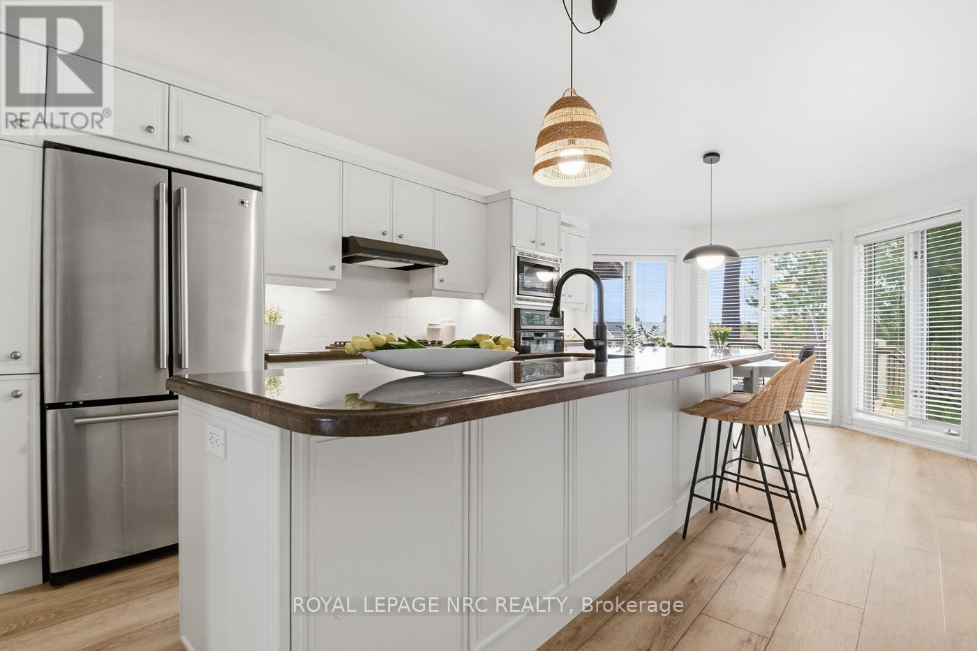 12 Fuller Crescent, Thorold, Ontario  L2V 4B9 - Photo 17 - X12557586