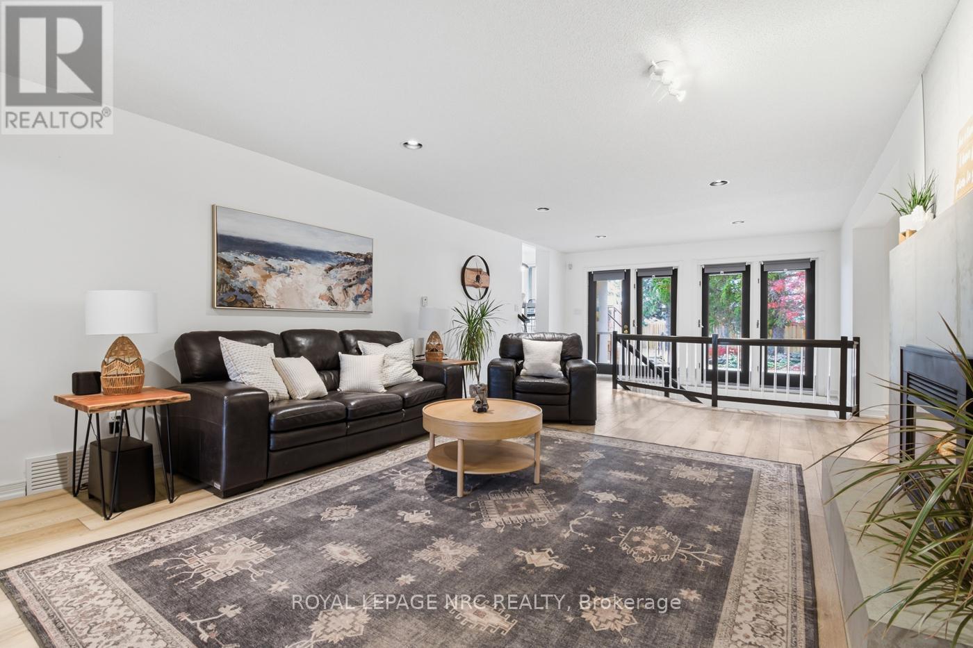 12 Fuller Crescent, Thorold, Ontario  L2V 4B9 - Photo 20 - X12557586