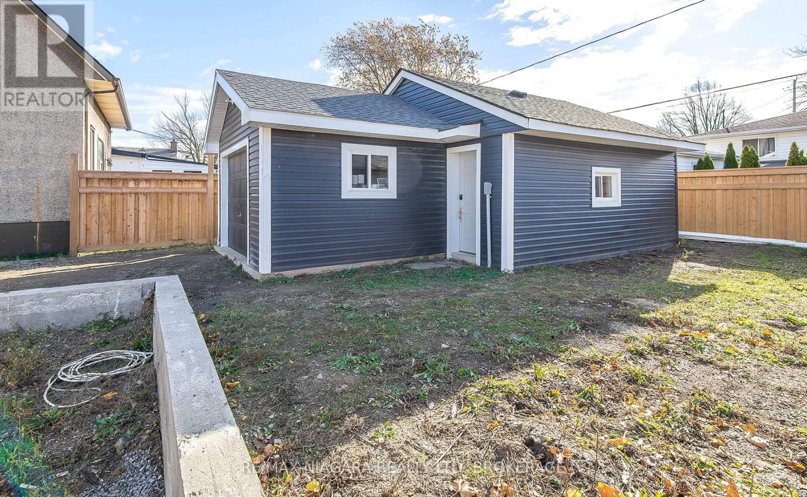 397 Gatfield Avenue, Welland, Ontario  L3B 5B1 - Photo 4 - X12557976