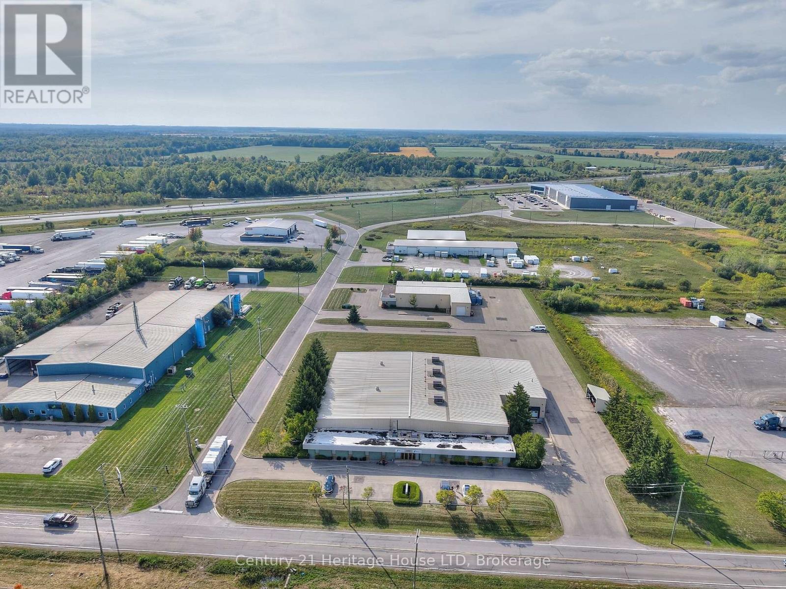 1767 Pettit Road N, Fort Erie, Ontario  L2A 5M4 - Photo 30 - X12559578