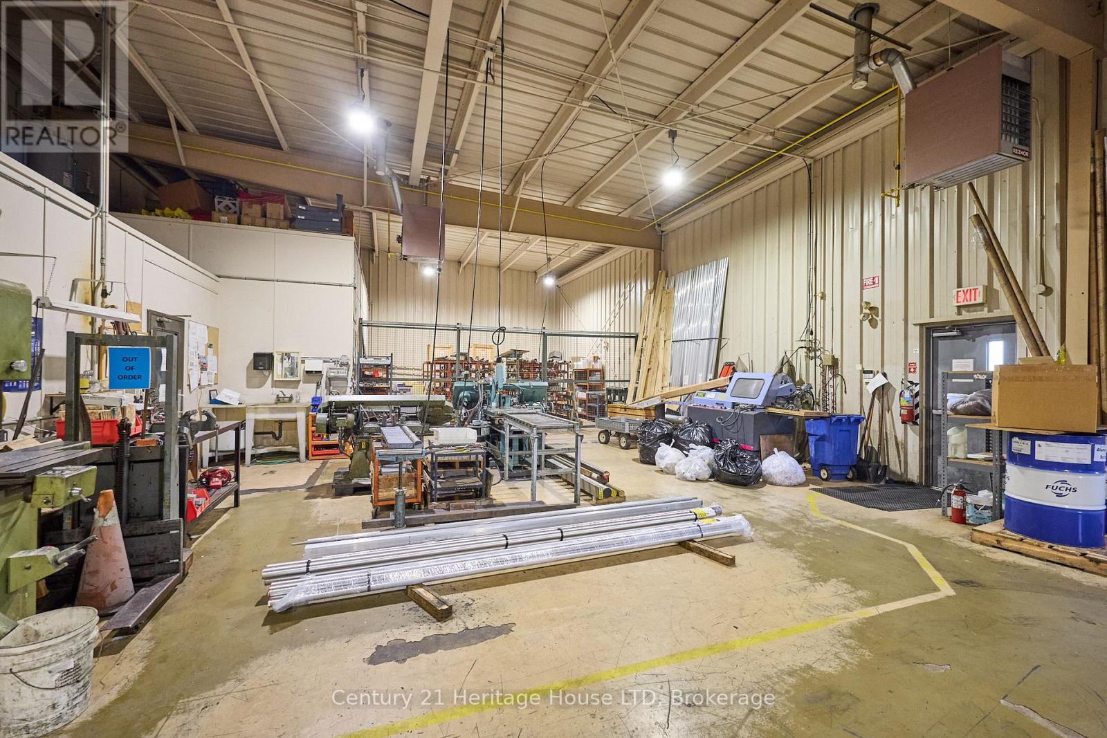 1767 Pettit Road N, Fort Erie, Ontario  L2A 5M4 - Photo 42 - X12559578