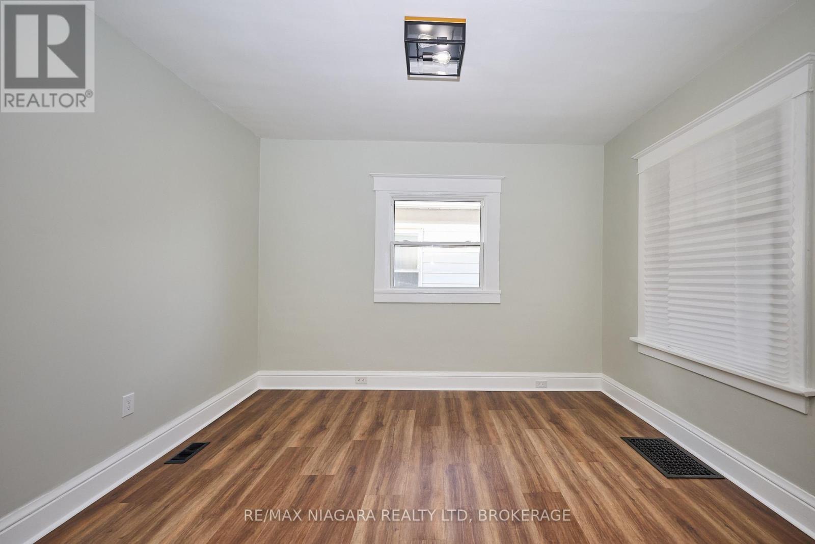 5006 Morrison Street, Niagara Falls, Ontario  L2E 2C6 - Photo 6 - X12559598