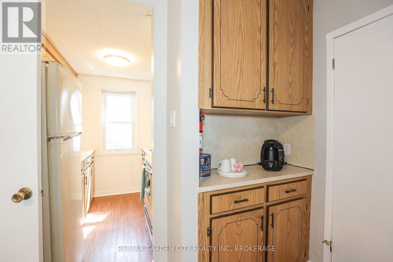 144 Mcalpine Avenue S, Welland, Ontario  L3B 1T6 - Photo 11 - X12559836