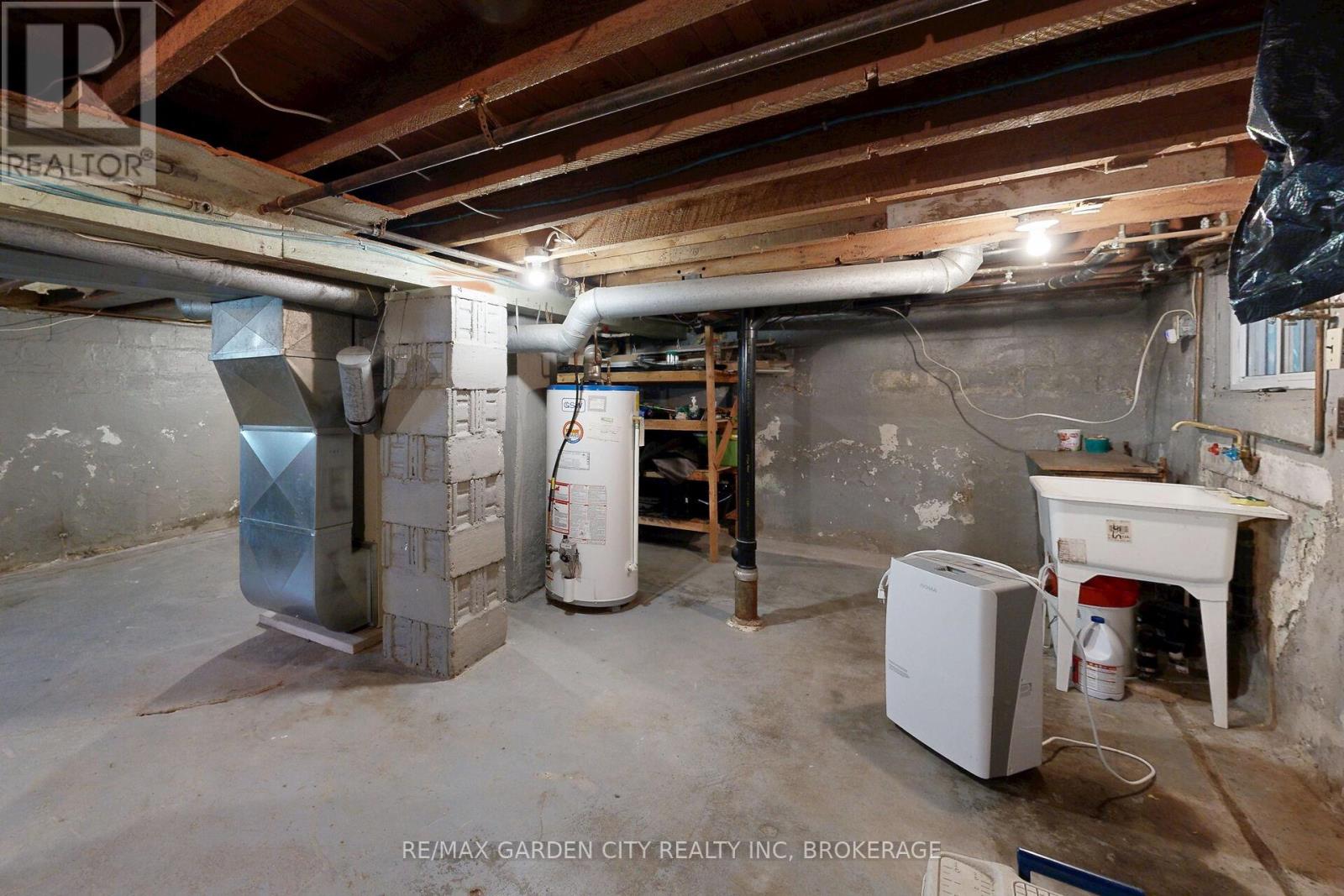 144 Mcalpine Avenue S, Welland, Ontario  L3B 1T6 - Photo 29 - X12559836