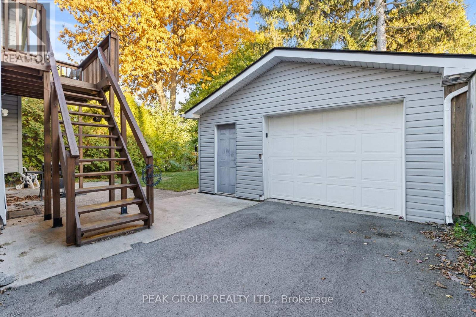 4732 Ryerson Crescent, Niagara Falls, Ontario  L2E 1E5 - Photo 23 - X12560754